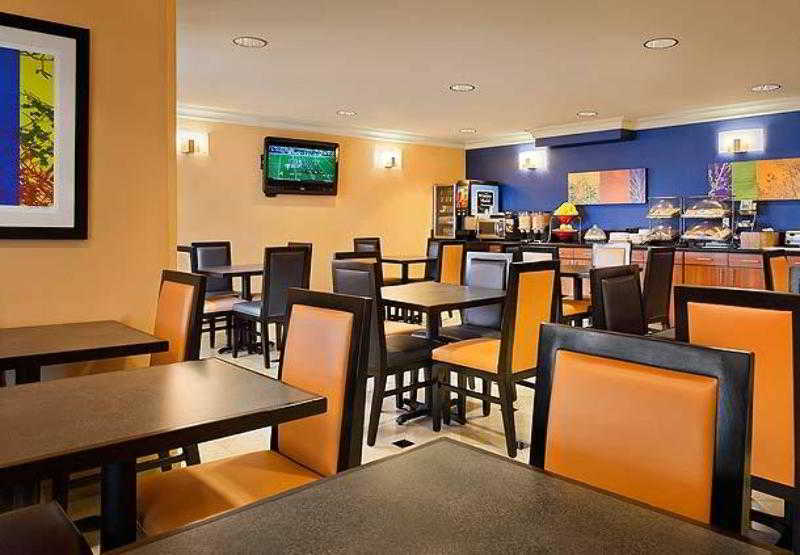 Fairfield Inn And Suites By Marriott Napa American Canyon Ресторан фото