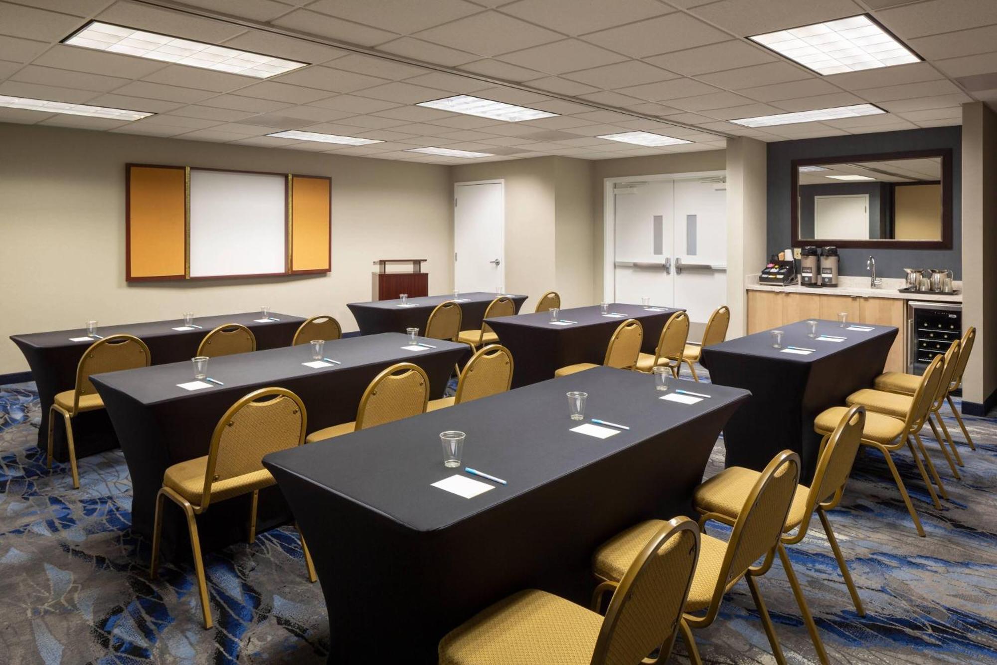 Fairfield Inn And Suites By Marriott Napa American Canyon Экстерьер фото
